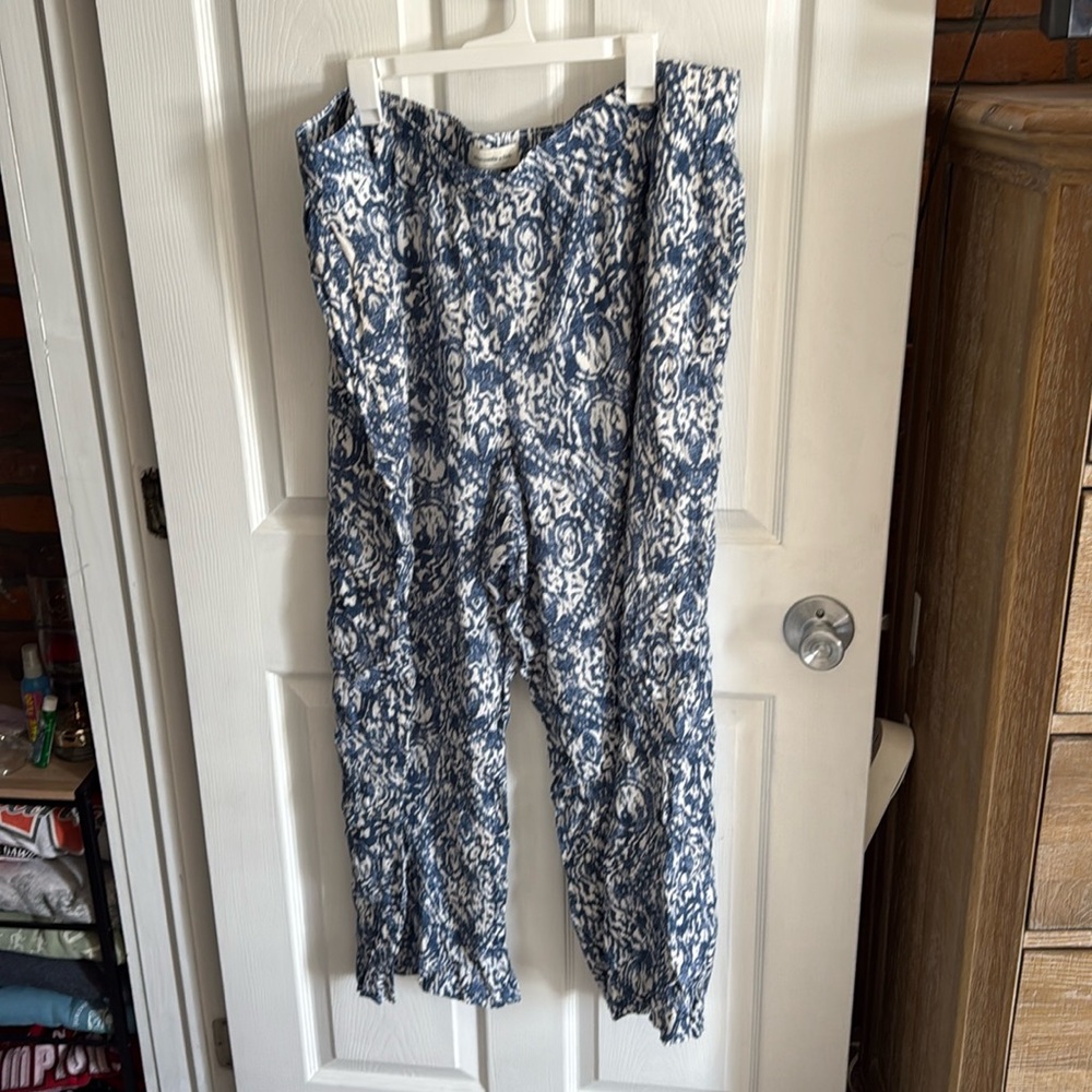 Abercrombie Crinkle Pull On Pant
